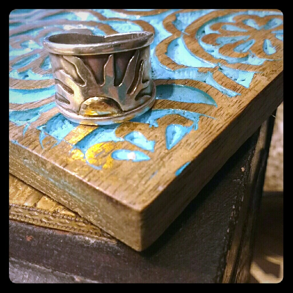 Stunning Sterling and 18k Sunburst band vintage